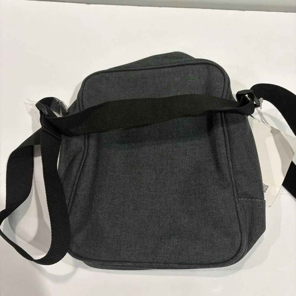 Bench Unisex Crossbody Shoulder Bag Gray Black NWT Travel Zip 10
